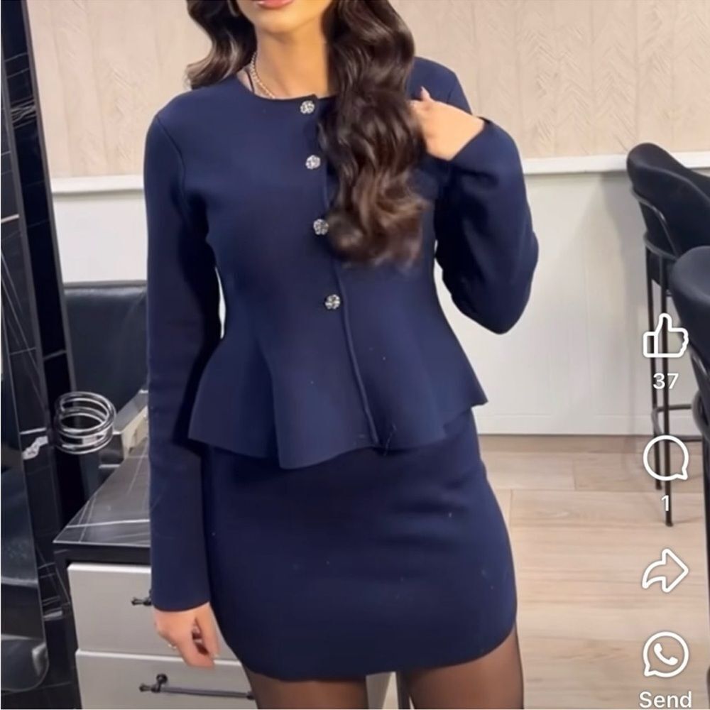 NWT Elegant CARDIGAN And SKIRT Set Size Small - Picture 2 of 14